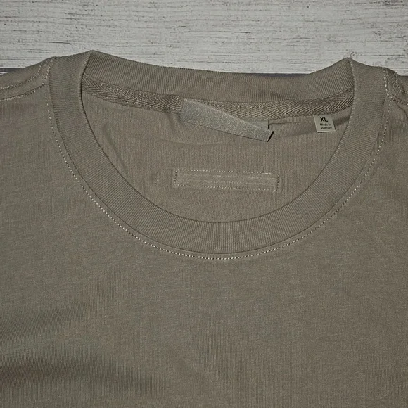 Essentials Fear of God Men's Short Sleeve T-Shirt Moss Size XL NWT - Picture 3 of 13
